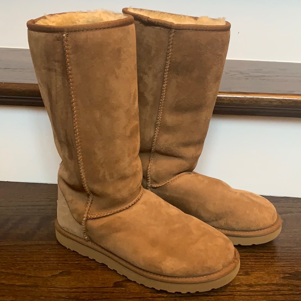 Excellent Condition Women’s Tall Ugg Boots